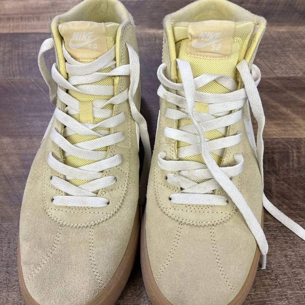 Nike (WMNS) Nike Bruin High SB 'Lemon Wash Gum' DR0126 Size 11/ Men 9.5